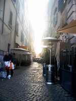 Una delle traverse di Campo dei Fiori